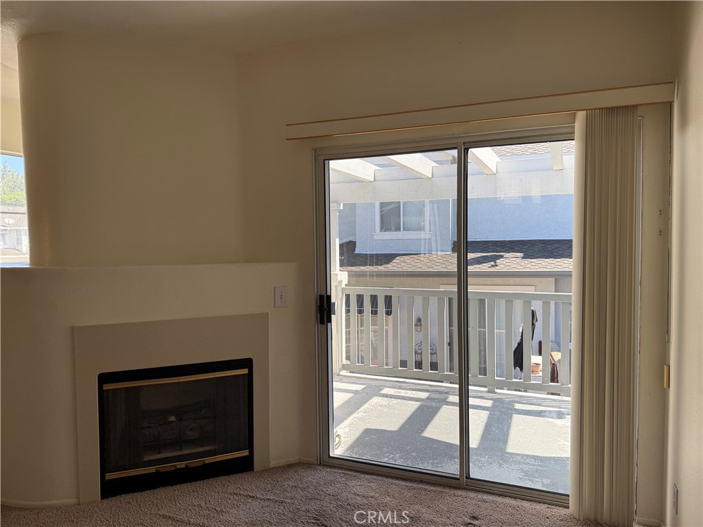 30 Carlsbad Lane Property Photo 5