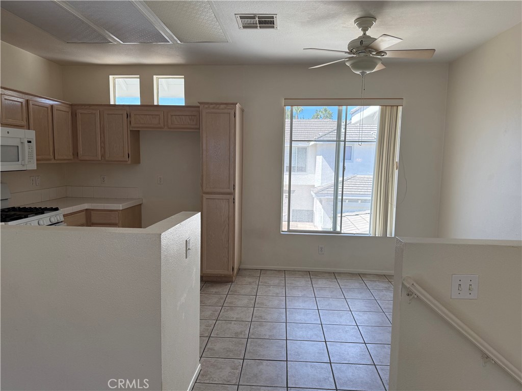 30 Carlsbad Lane Property Photo 10