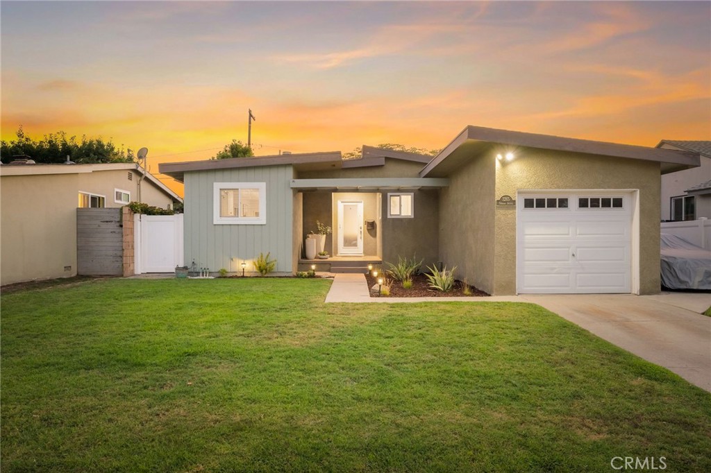 3265 Senasac Property Photo 1
