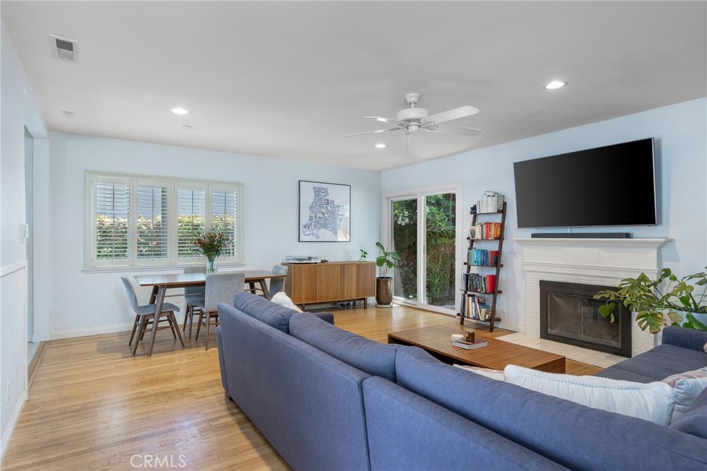 3265 Senasac Property Photo 5