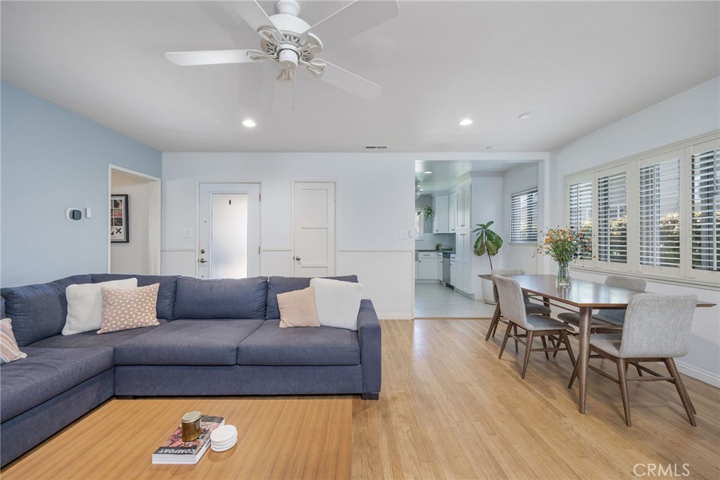 3265 Senasac Property Photo 6