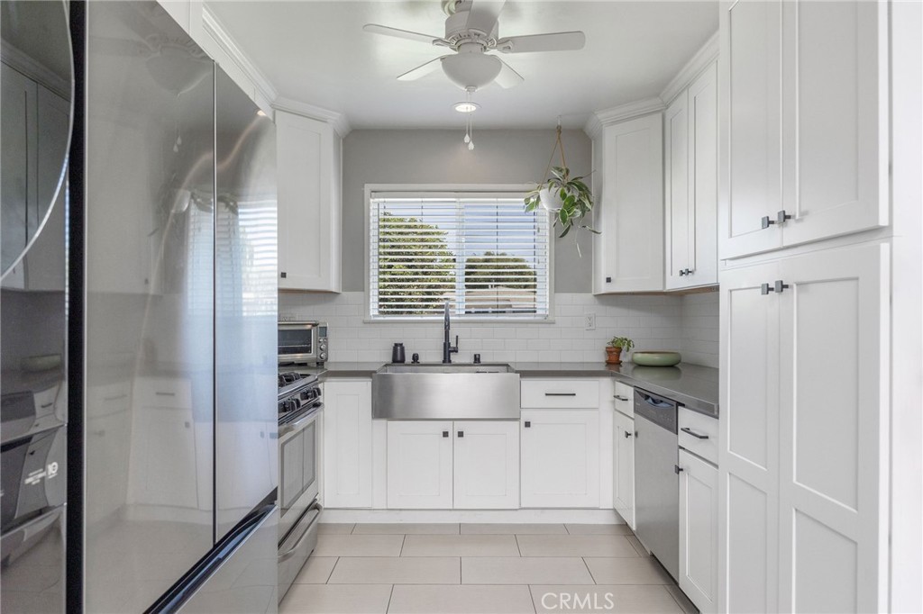 3265 Senasac Property Photo 8