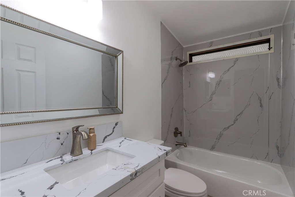7051 Ellis Avenue 40 Property Photo 20