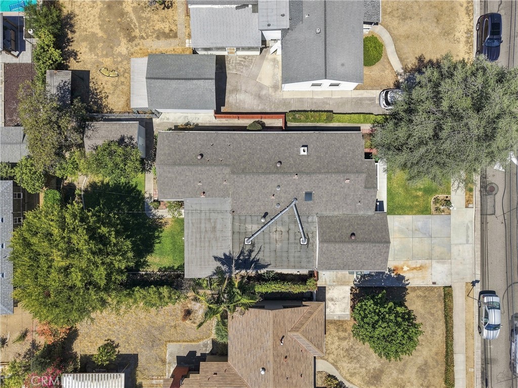 942 N Wanda Property Photo 2