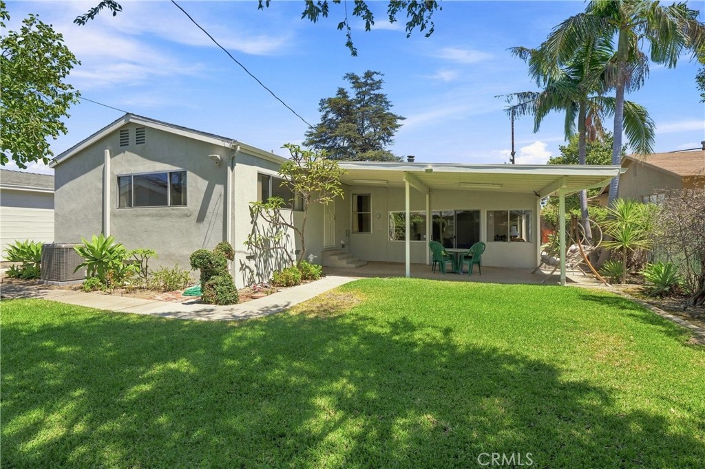 942 N Wanda Property Photo 31