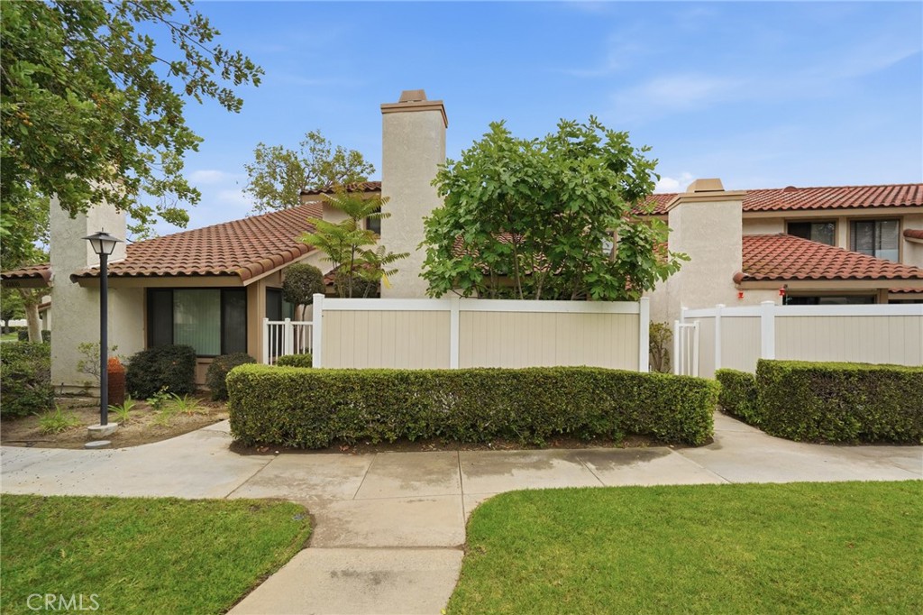 22810 Chardonnay Drive 2 Property Photo 1