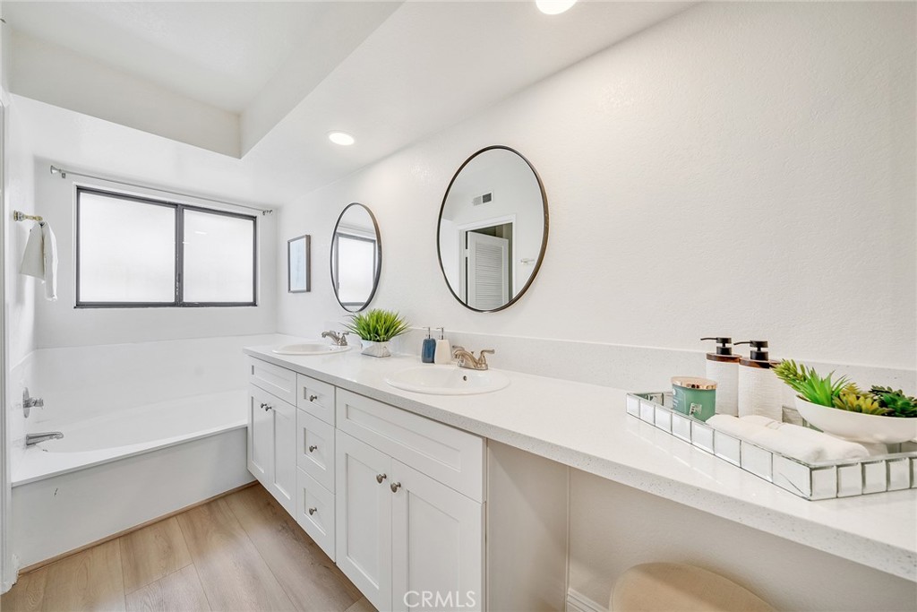22810 Chardonnay Drive 2 Property Photo 21