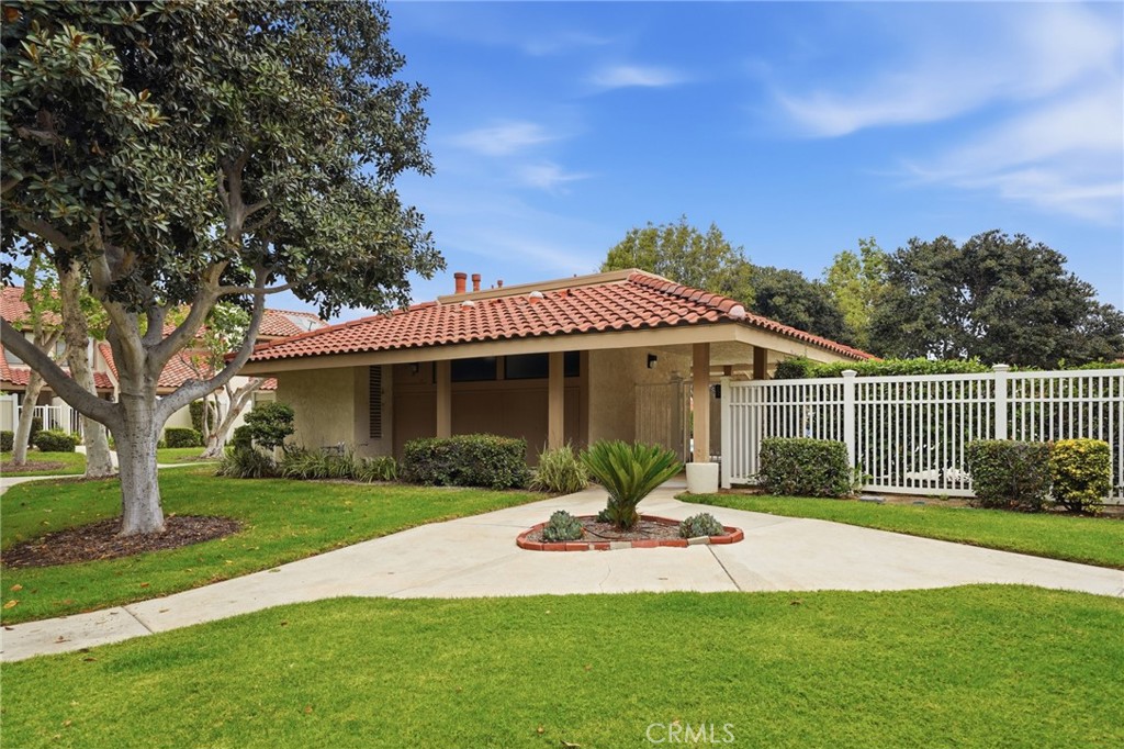 22810 Chardonnay Drive 2 Property Photo 29