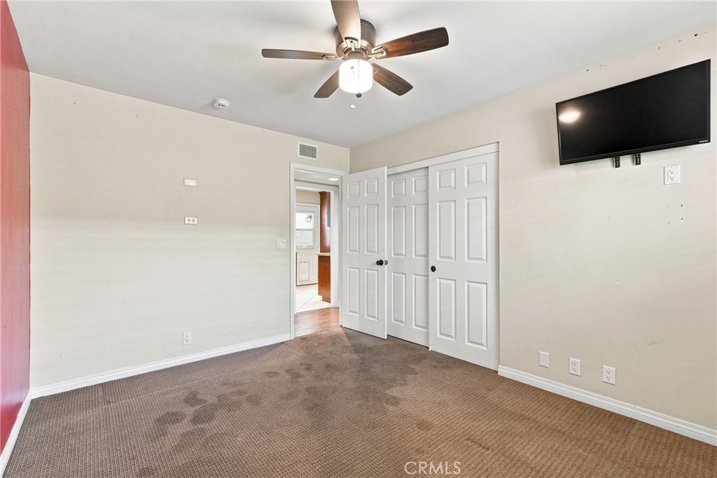 150 Colleen Property Photo 19