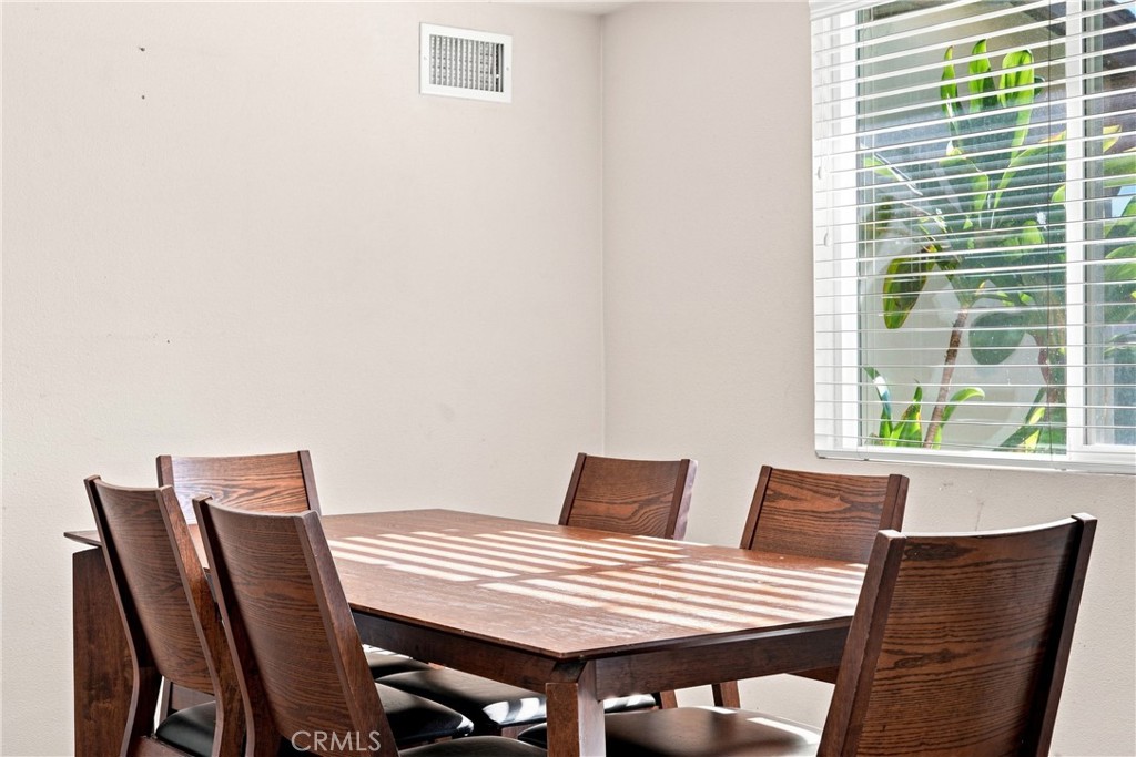 150 Colleen Property Photo 25