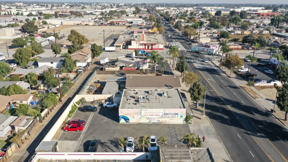 961 E Mission Property Photo 10