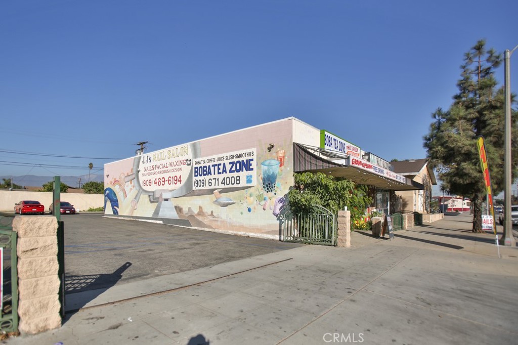 961 E Mission Property Photo 12