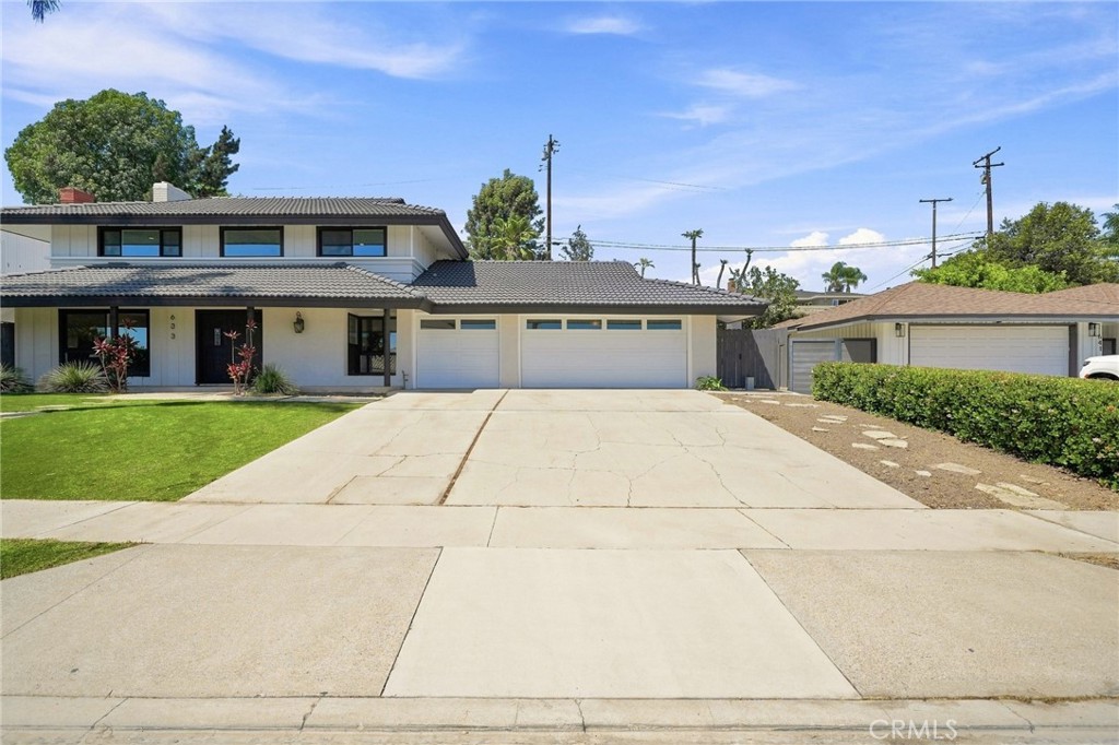 633 Dorothy Property Photo 2
