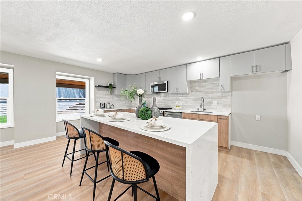633 Dorothy Property Photo 17