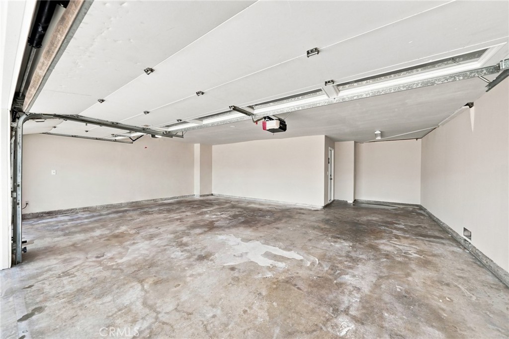 633 Dorothy Property Photo 57