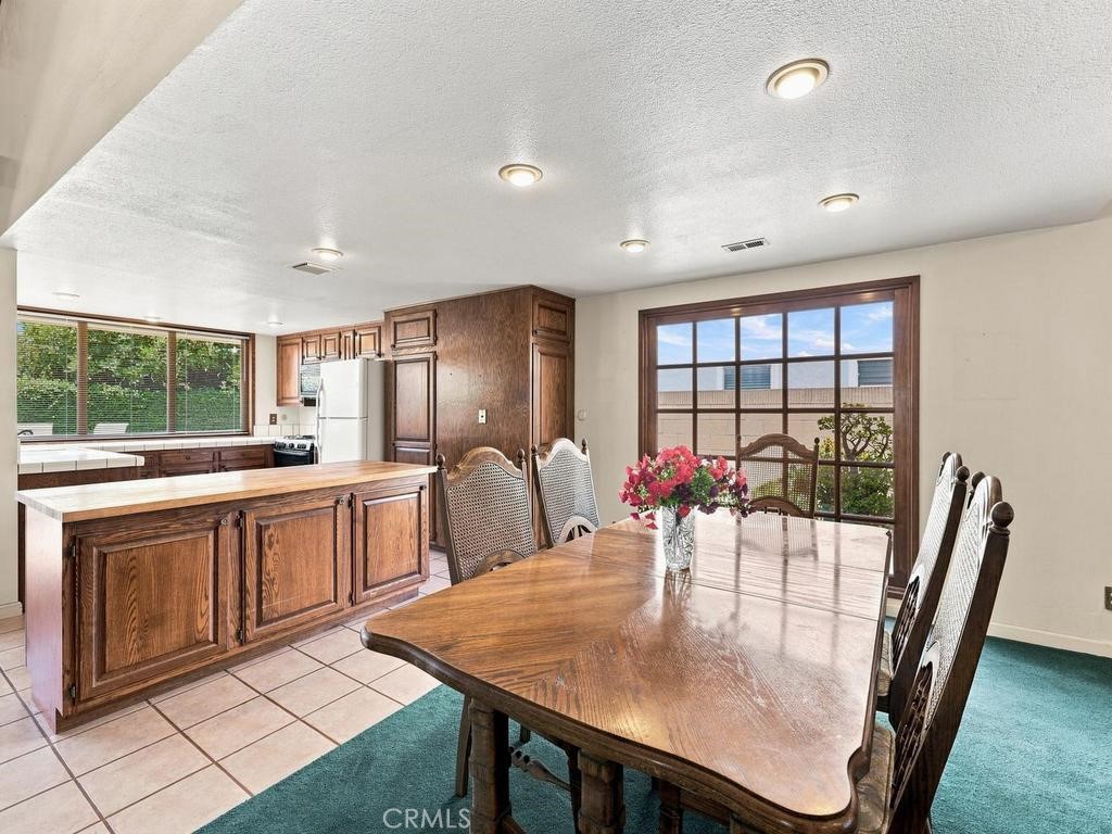 10443 Camden Drive Property Photo 9