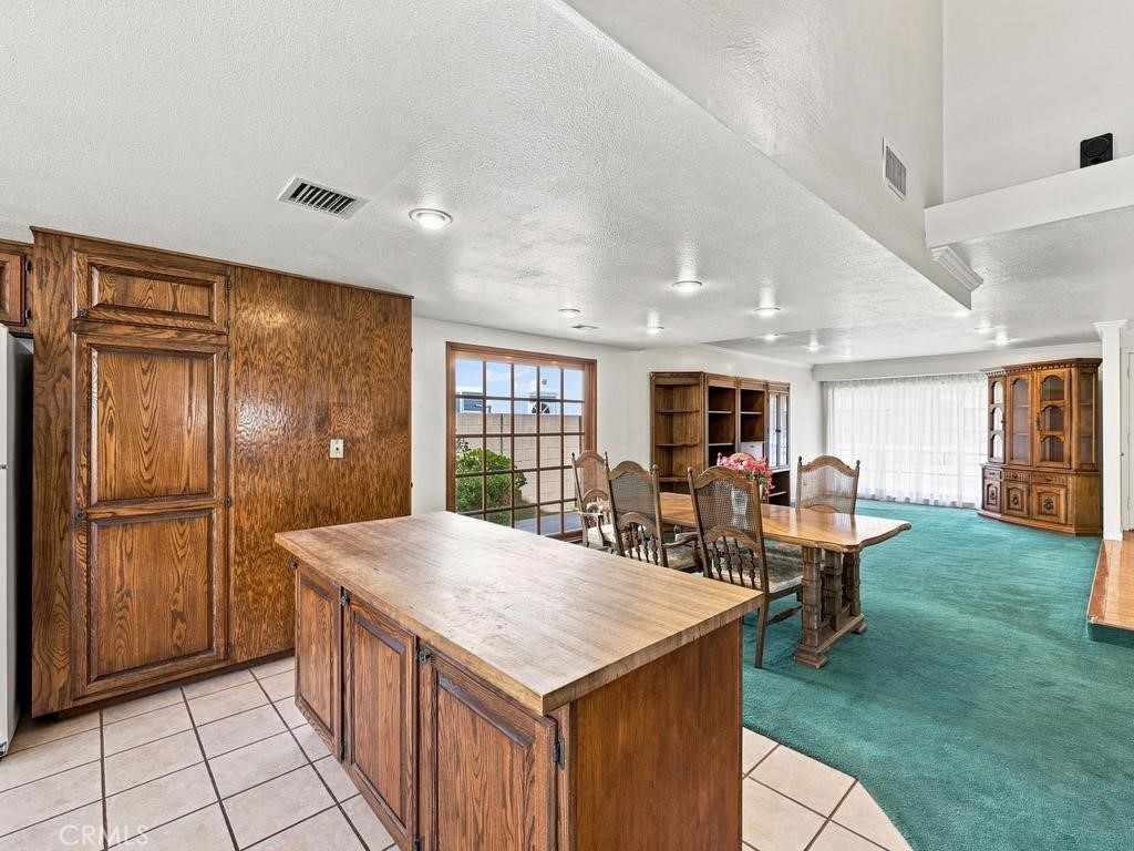 10443 Camden Drive Property Photo 11