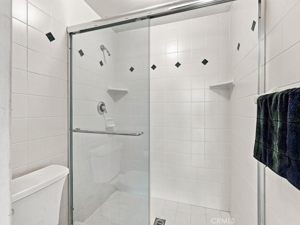 10443 Camden Drive Property Photo 20