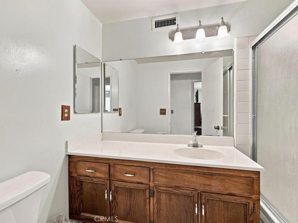 10443 Camden Drive Property Photo 24