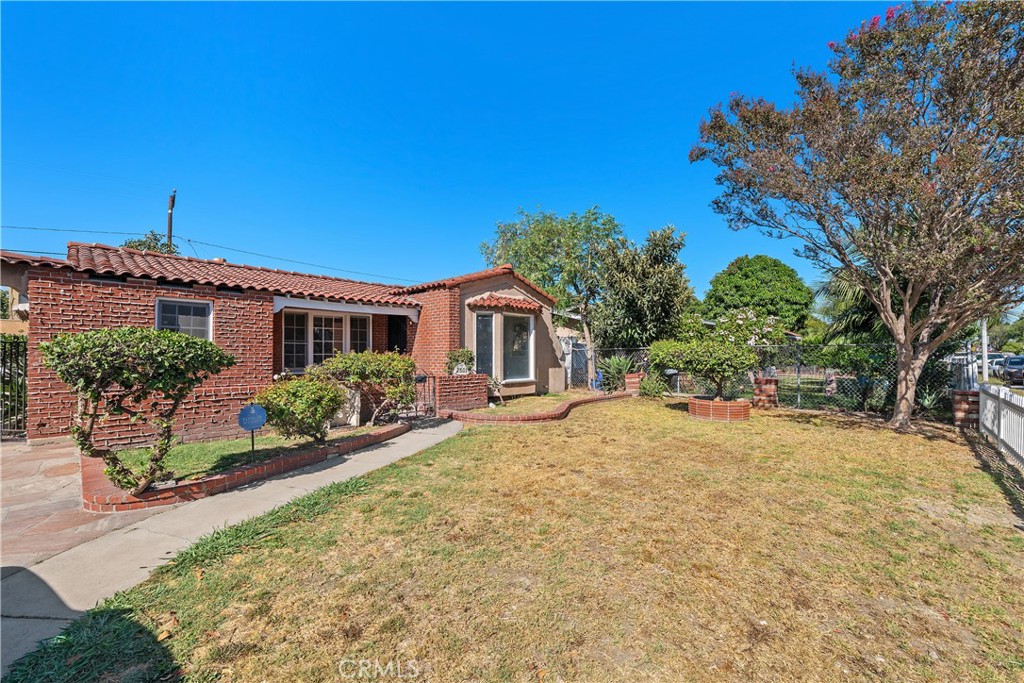 2801 Cudahy Property Photo 3