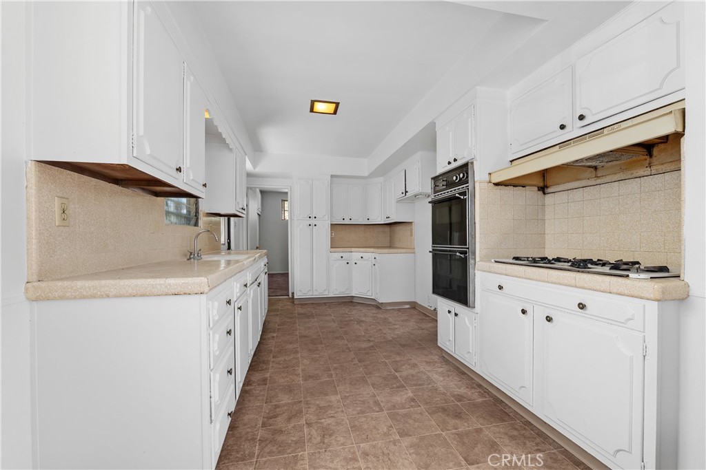 2801 Cudahy Property Photo 11