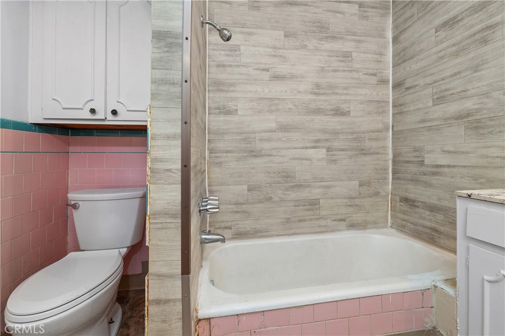 2801 Cudahy Property Photo 18