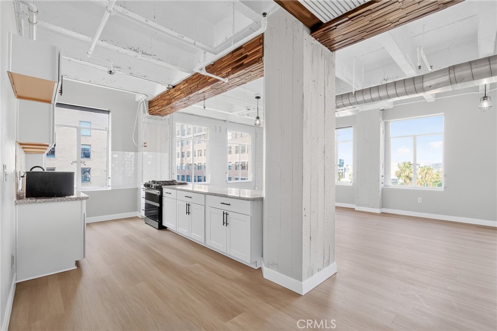 6253 Hollywood 602 Property Photo 16