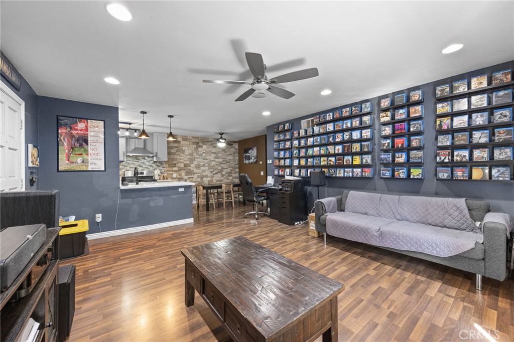 1082 Cabrillo Park D Property Photo 5