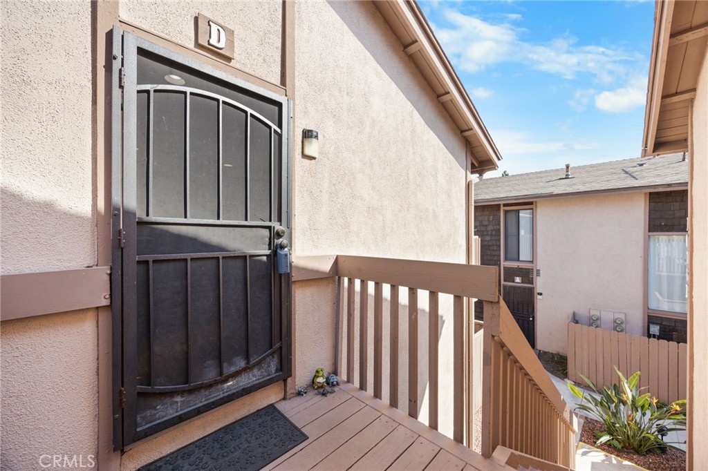 1082 Cabrillo Park D Property Photo 22