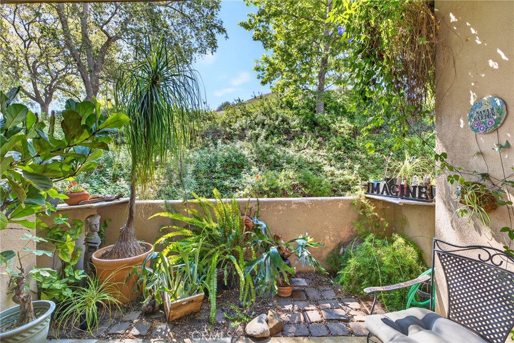 96 Abrigo Property Photo 24