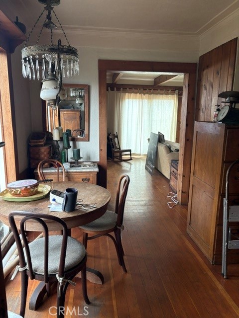 7 70th Property Photo 5