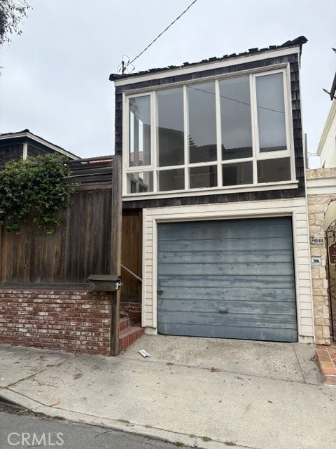 7 70th Property Photo 10