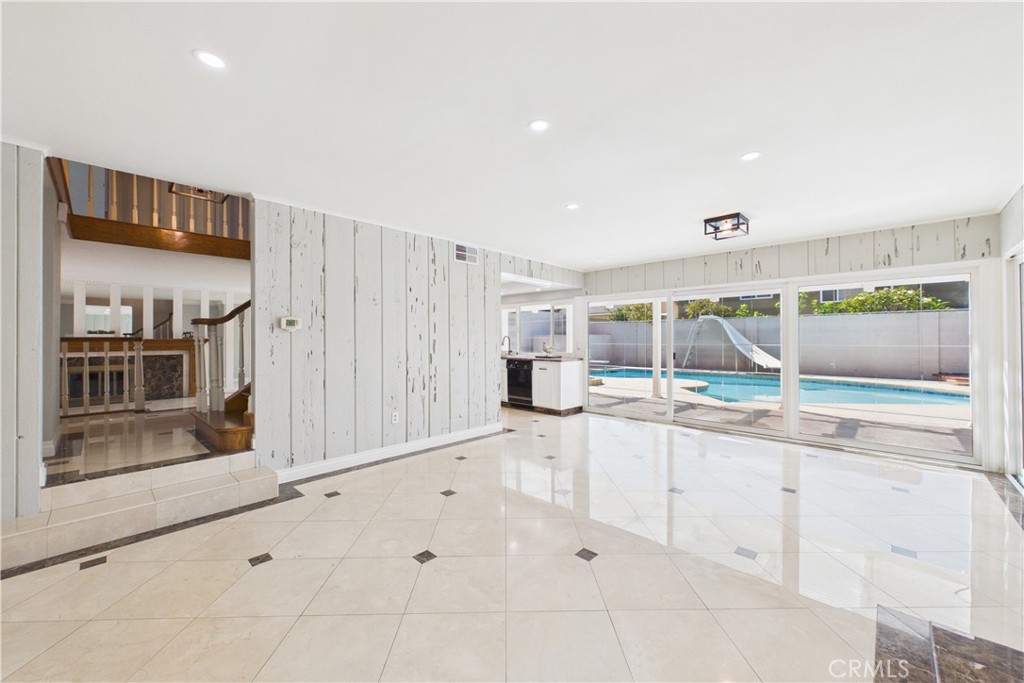 5794 Maxson Property Photo 5