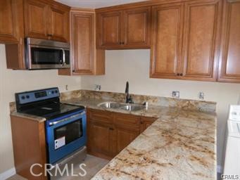 700 Ridgeway Lane Property Photo 2