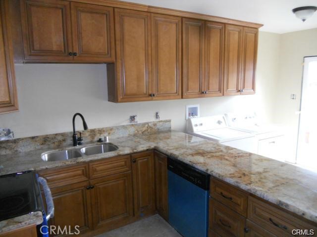 700 Ridgeway Lane Property Photo 3