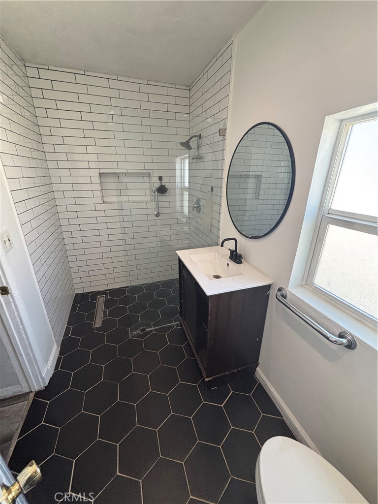 242 E M Property Photo 7