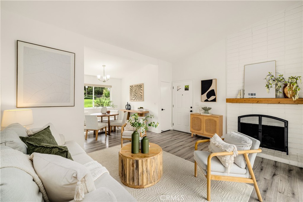 714 Wagon Wheel Property Photo 3