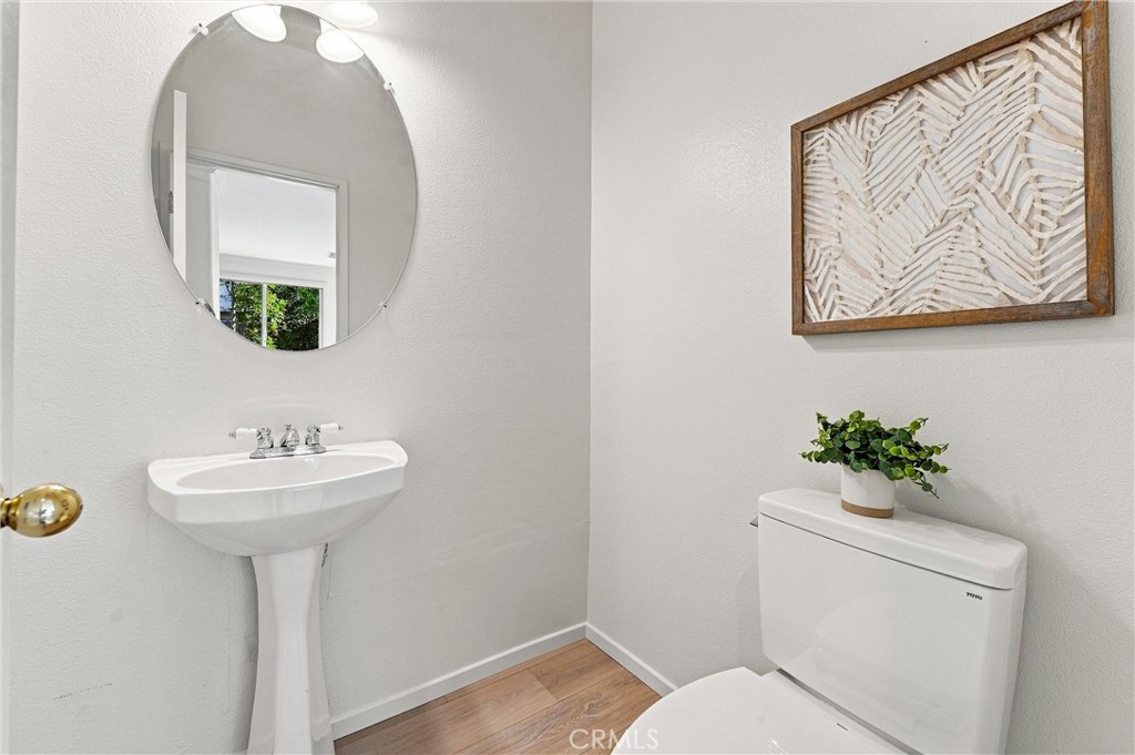 422 N Bloomberry C Property Photo 9