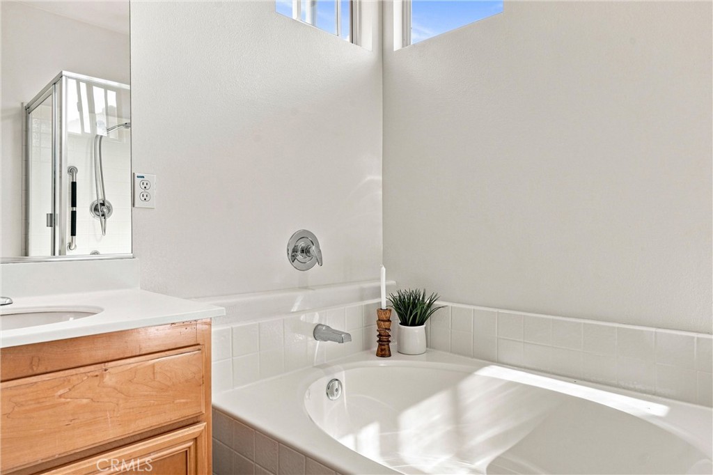 422 N Bloomberry C Property Photo 20