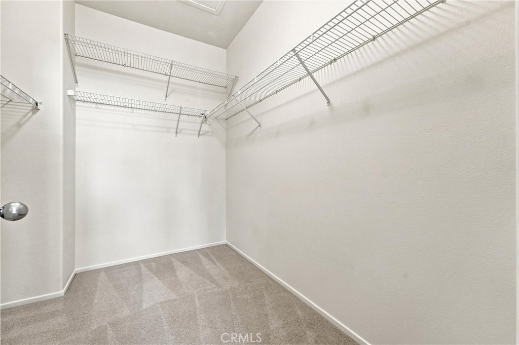 422 N Bloomberry C Property Photo 22