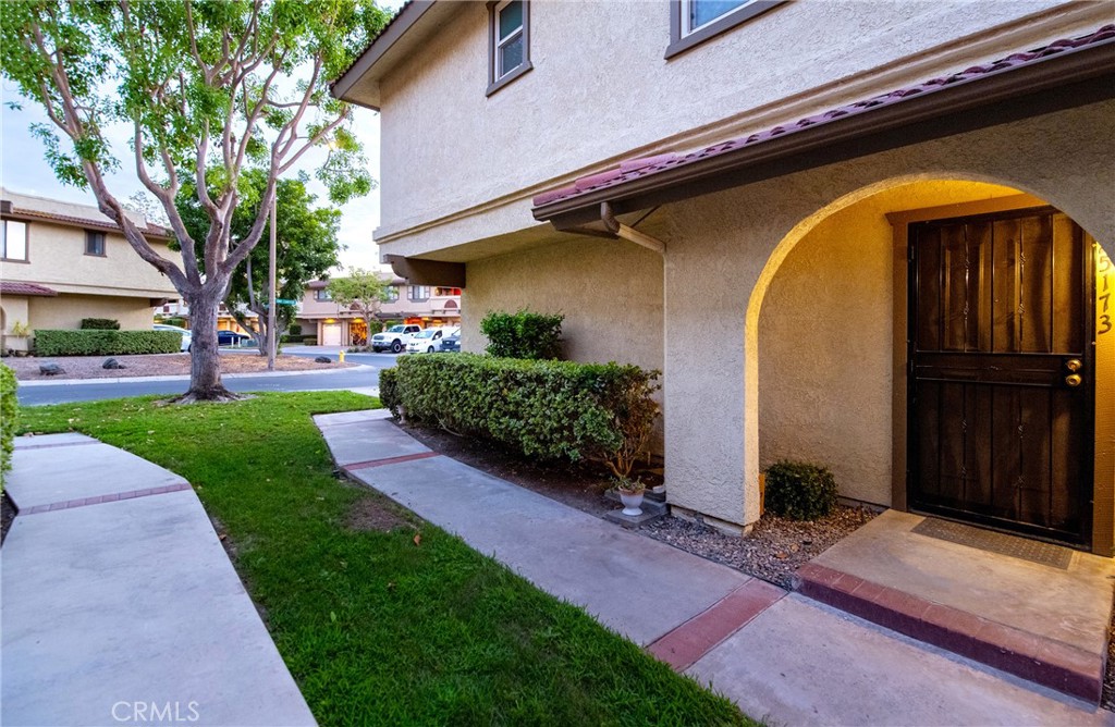 25173 Oak Canyon 4 Property Photo 1
