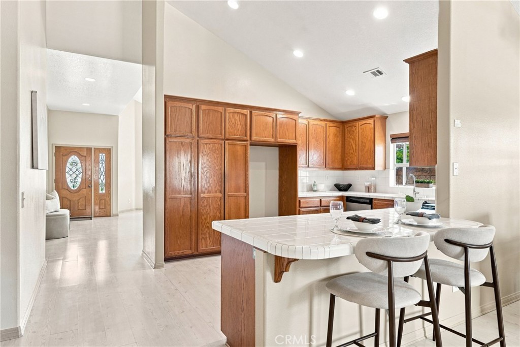 1819 S Lark Ellen Property Photo 8