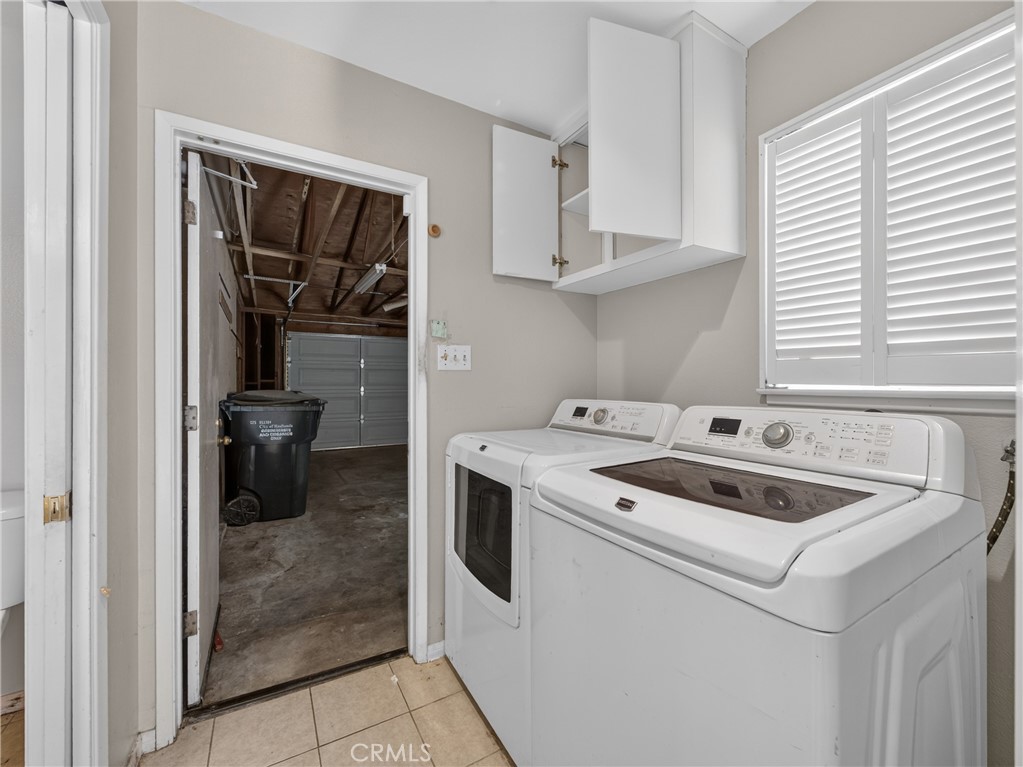 1524 Dwight Property Photo 19