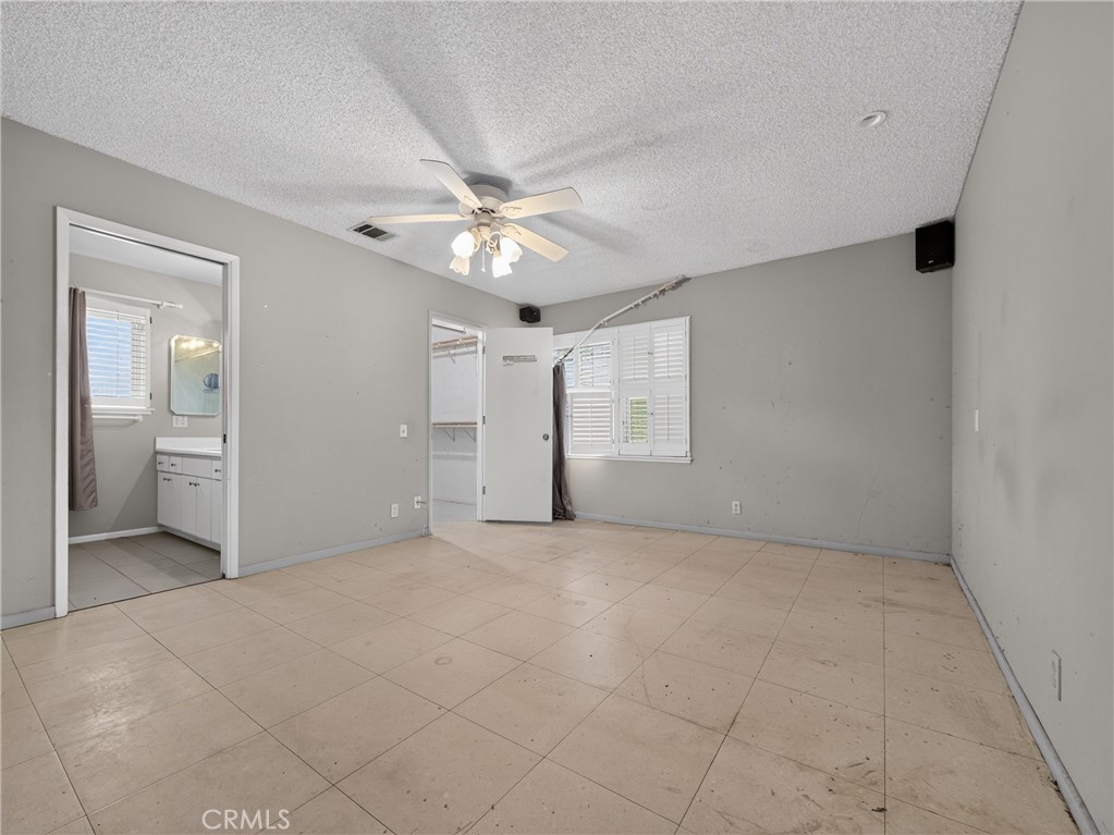 1524 Dwight Property Photo 38