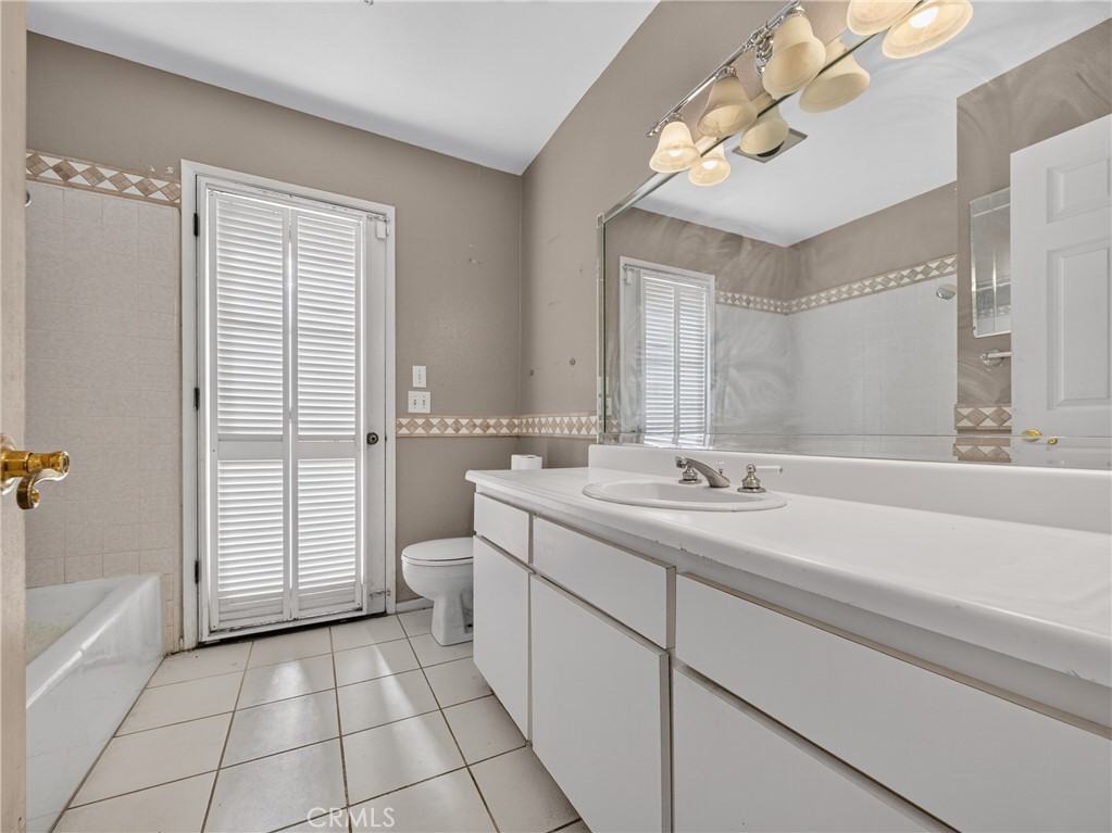 1524 Dwight Property Photo 43
