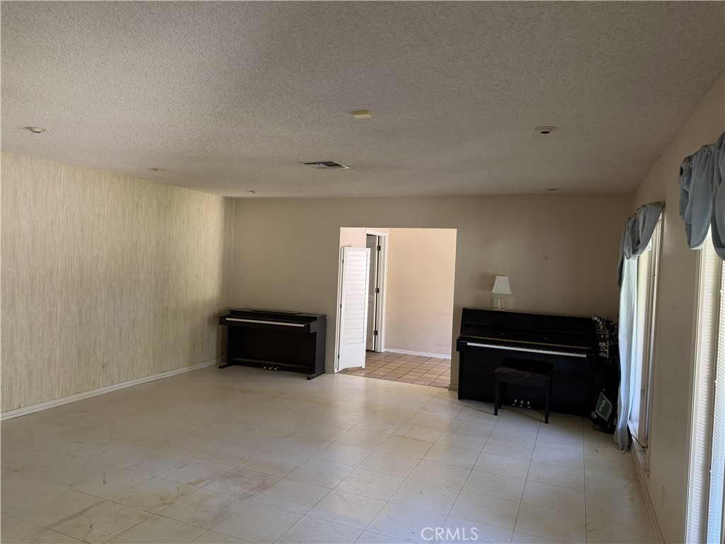 1524 Dwight Property Photo 61