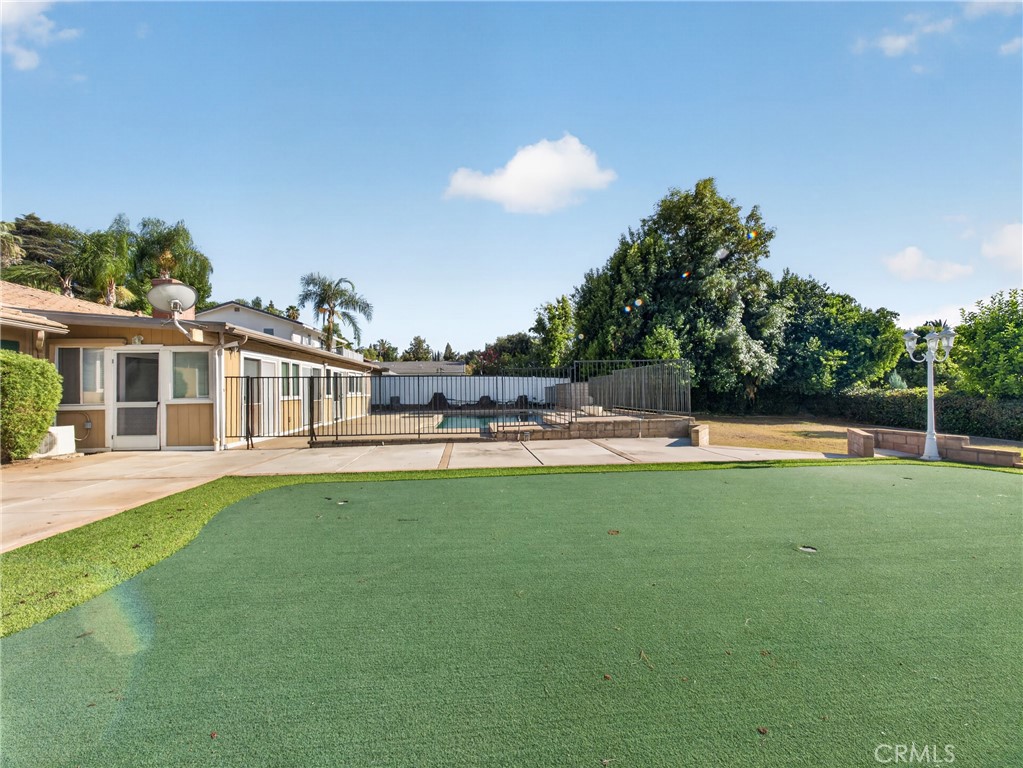 1524 Dwight Property Photo 62