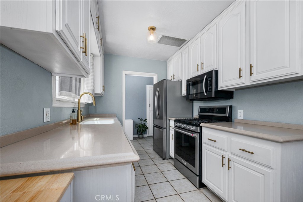 6013 Premiere Avenue Property Photo 21