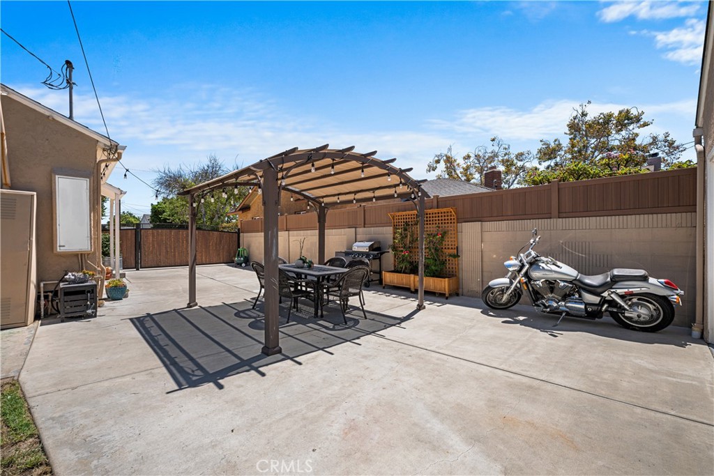 6013 Premiere Avenue Property Photo 55