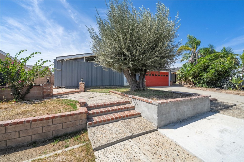 14635 Jalisco Road Property Photo 2